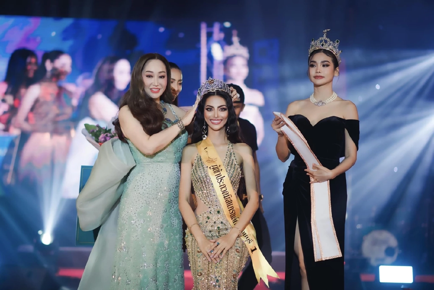 สุดปลื้ม "มิสแกรนด์กาญจนบุรี" นำเงินรางวัล จ่ายค่าเทอมที่ค้างนานร่วม 3 ปี 