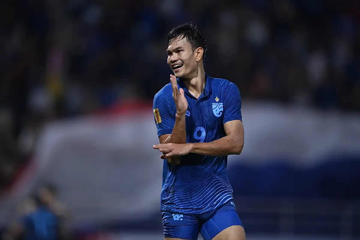 "มาโน่" ชื่นชมแข้งไทยมีวินัยมีสมาธิ ก่อนพลิกสถานการณ์ชนะมาเลเซีย