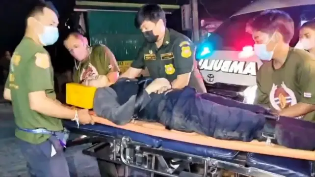 ตำรวจไล่ตรวจสอบวงจรปิด เร่งติดตามแก๊งรุมทำร้ายหนุ่มขายใบกระท่อม