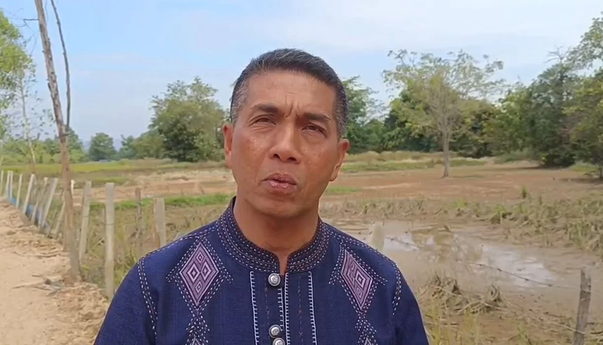 ไฟไหม้ป่า บนเทือกเขาพังเหย จ.ชัยภูมิ หมอกควันปกคลุมทั่วบริเวณ (มีคลิป)