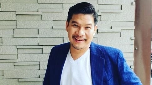 ตลกดัง “นาย เดอะคอมเมเดี้ยน” เคลียร์ดราม่าเดือดหลังทำ “อาเป็ด” งอนหนัก