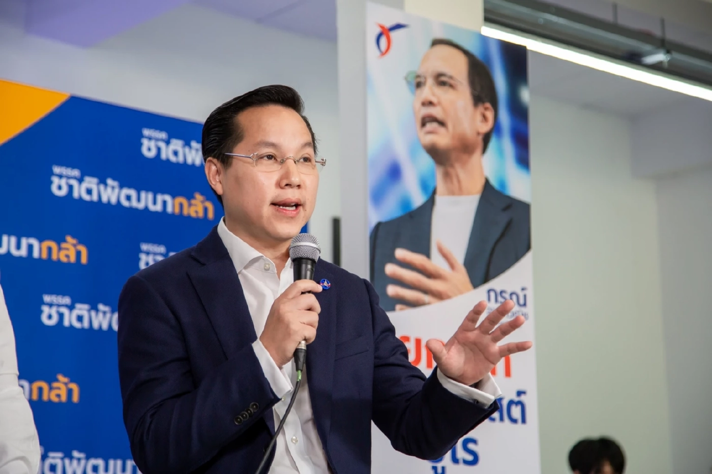 ปัญหาเรื้อรัง! "กรณ์-อรรถวิชช์" ชู นโยบายเล็ง "ยกเลิกแบล็กลิสต์"