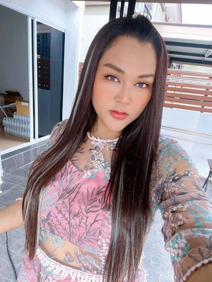 ชมสด การออกสลากกินแบ่ง  มัดรวมให้ครบ เลขเด็ด 3 เจ๊เจ้าแม่ใบ้หวย งวด 17 01 66