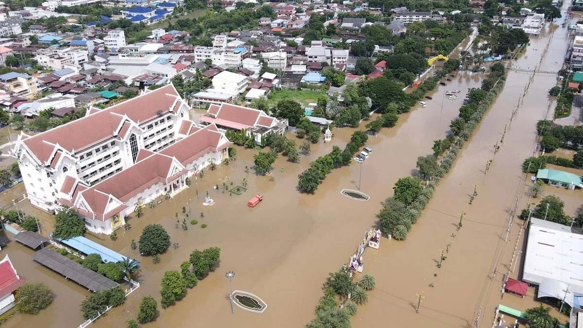 ออมสิน เตรียมโอนเงินเยียวยาน้ำท่วมครั้ง 3 รวม 12,728 ครัวเรือน 