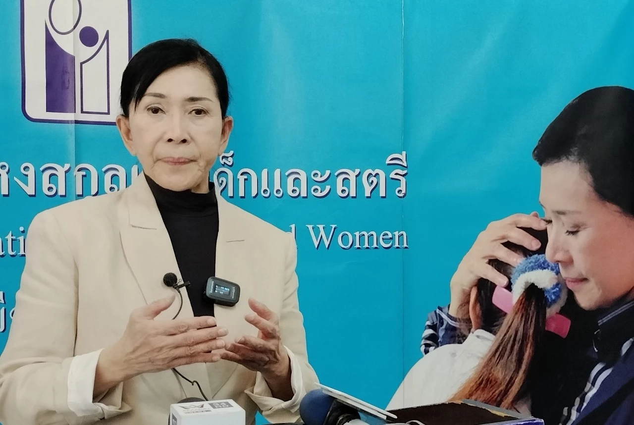 นางปวีณา หงสกุล ประธานมูลนิธิปวีณาฯ 