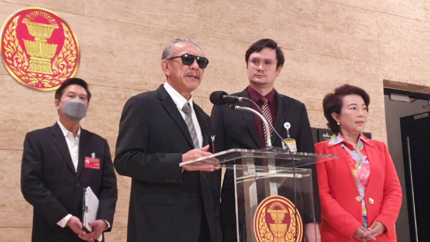 ลับมาก!  “ชูวิทย์” มอบหลักฐานชิ้นเด็ด! “จีนเทา” ให้ “โรม” เปิดโปง! ซักฟอก รบ.