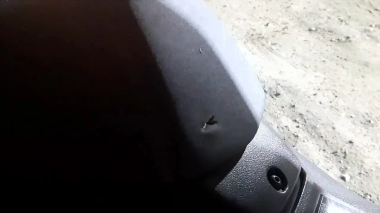 เปิดคลิป ศึก"วินจยย."ปะทะ"รถตู้นักเรียน" ถูกกระหน่ำยิงด้วยลูกโม่ บาดเจ็บ 1