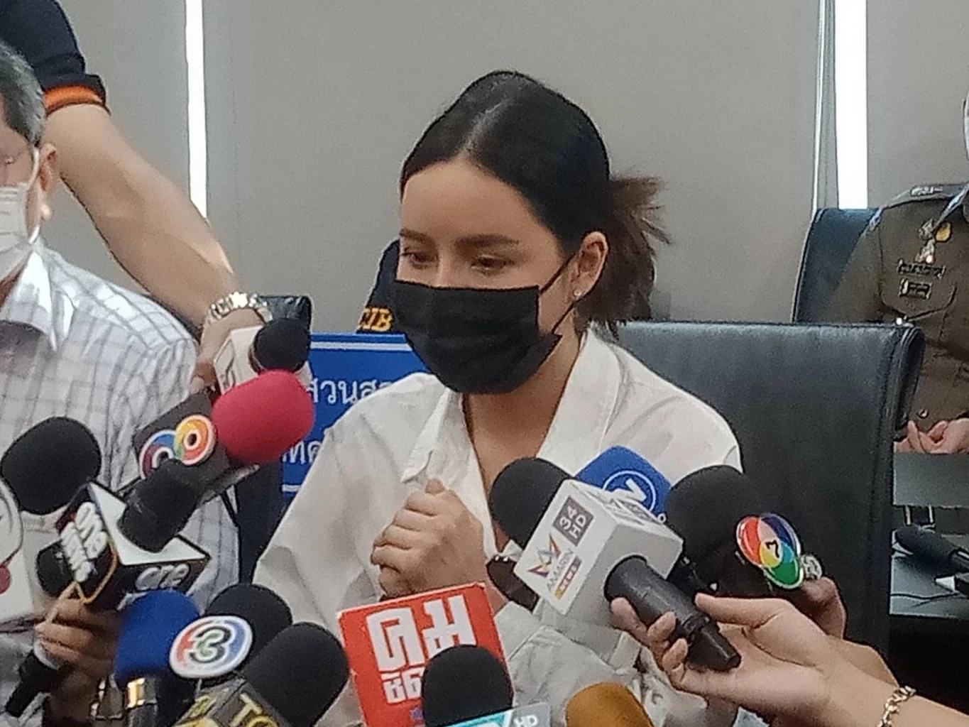 ไขข้อสงสัย ทำไม "แซก" แฟนหนุ่ม CEO เม พรีมายา ยังไม่ถูกออกหมายจับ