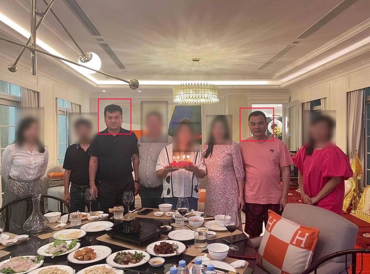 ชูวิทย์ระบุ นายตู้ห่าว (เสื้อดำ)  ส่วน &quot;หลิน หลง&quot; (เสื้อชมพู) หลบหนีหลังตู้ห่าวเข้ามอบตัว