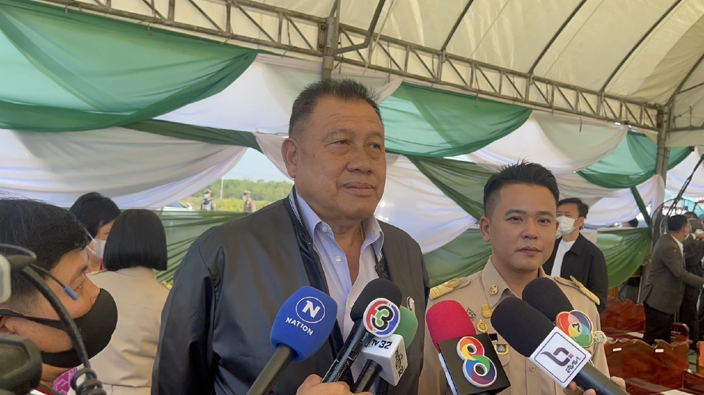 “วิรัช” ปัดตอบดีลเพื่อไทย มั่นใจ “พปชร.” ยึดส.ส. 3 จังหวัด ดัน “บิ๊กป้อม” นายกฯ