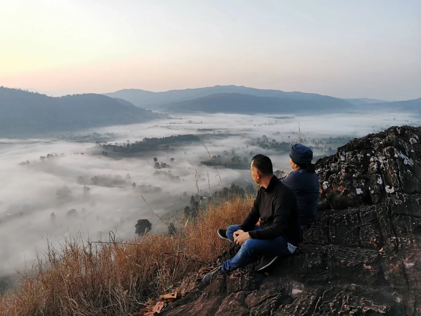 กรมอุตุประกาศเตือน ฉบับที่ 4 เรื่อง อากาศหนาวเย็นบริเวณประเทศไทยตอนบนและคลื่นลมแรงบริเวณอ่าวไทย 