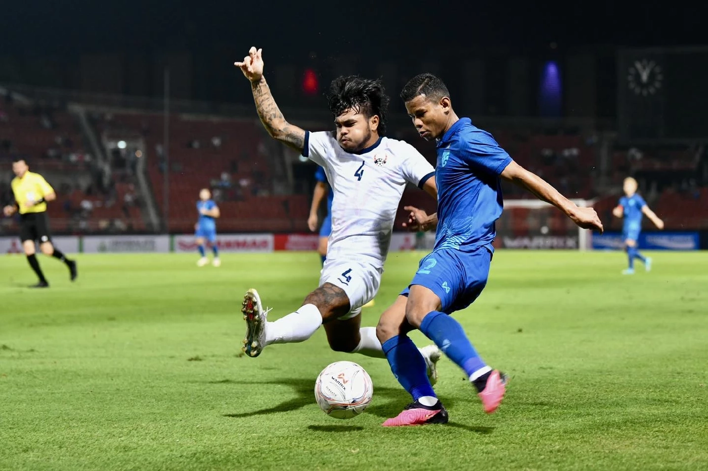 "ทีมชาติไทย" อัดกัมพูชา 3-1 ทะลุรอบรองฯชิงแชมป์อาเซียน (คลิป)