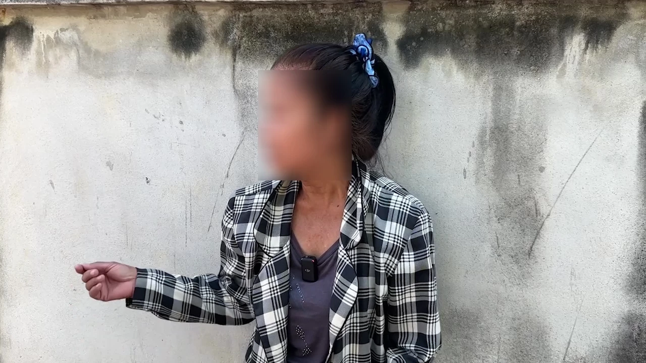 เพื่อนบ้านให้ไปอยู่ด้วย จนกว่าจะหาที่อยู่ใหม่ได้