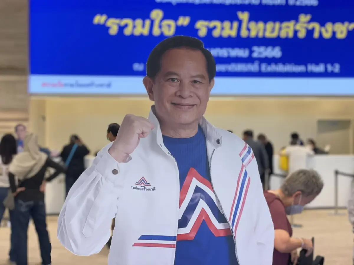 "พีระพันธุ์" ยัน "บิ๊กตู่" ยังไม่พร้อมเปิดตัวว่าที่"แคนดิเดตนายกฯ"