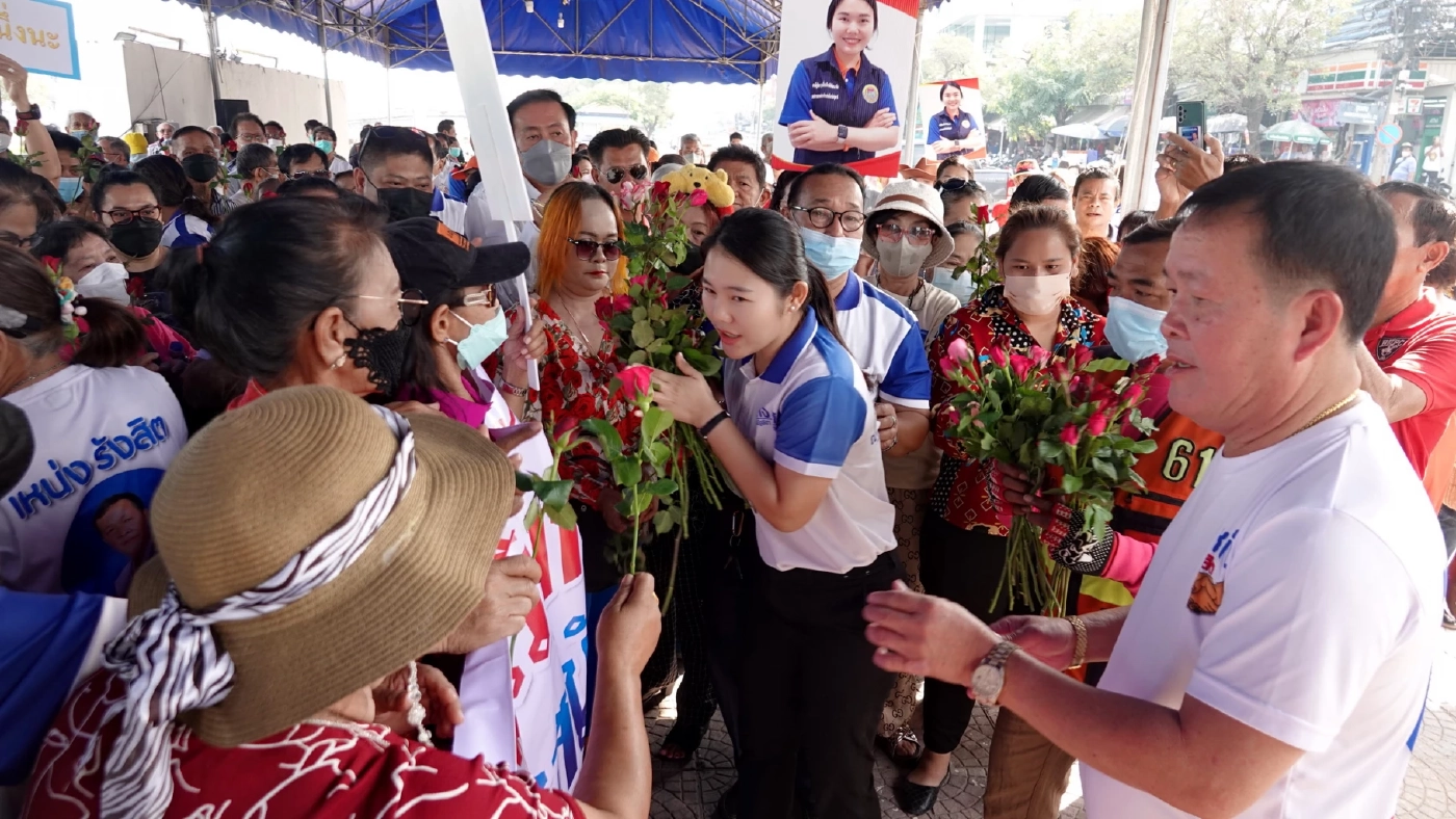 “เพื่อไทยปทุมฯ” เริ่มร้าว ! หลังโยก “สจ.หนึ่ง” พ้นรังสิตไปลงเขตอื่น
