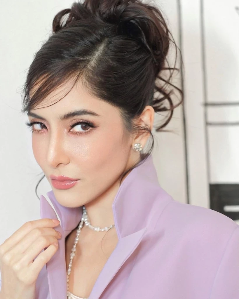 พิ้งค์กี้ สาวิกา ไชยเดช