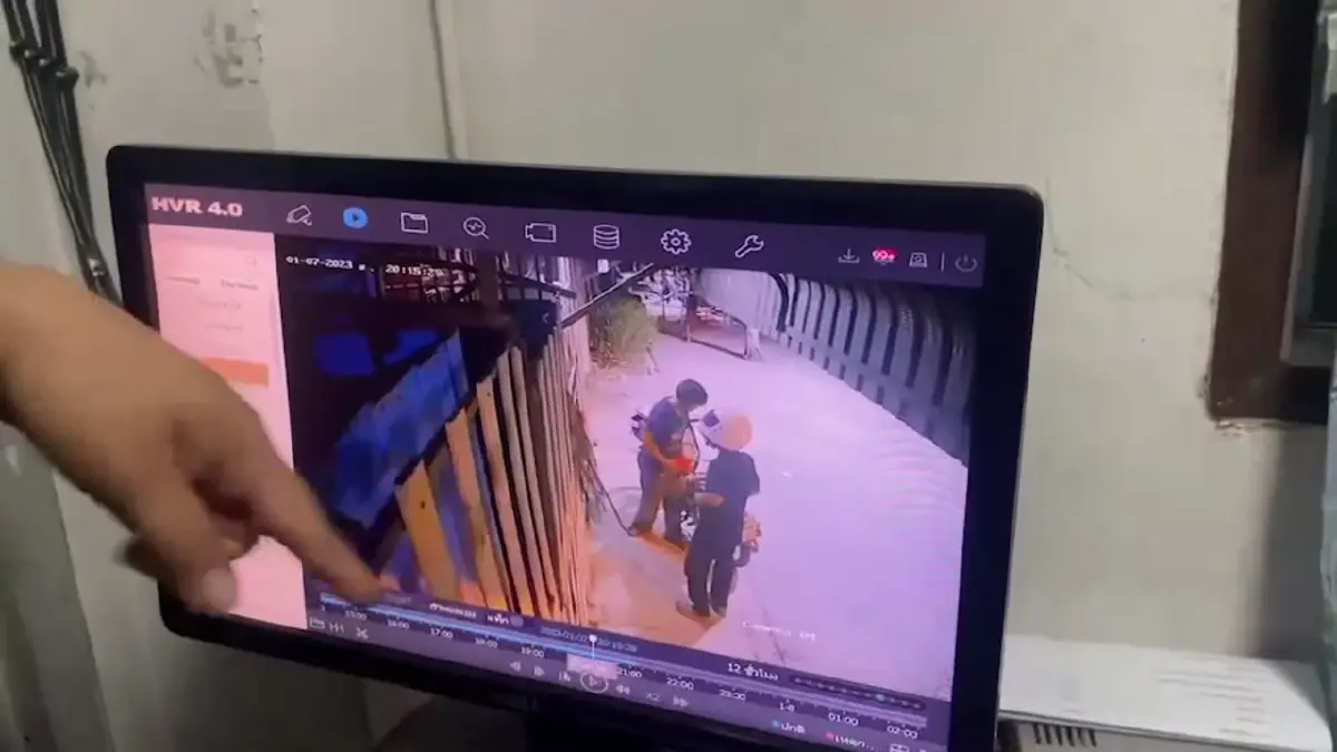 ผู้ก่อเหตุแวะเติมน้ำมันก่อนเข้าไปในชุมชน