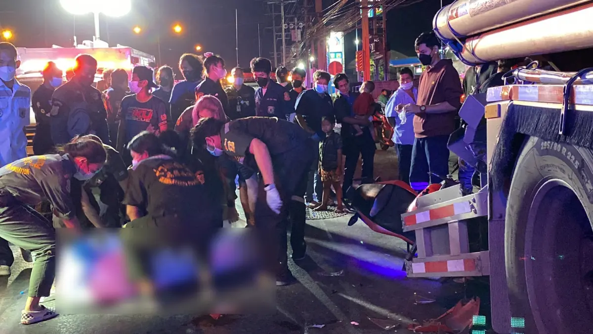 หนุ่มซิ่ง"ซีบีอาร์" พุ่งชนท้ายรถบรรทุกน้ำมัน ดับคาที่