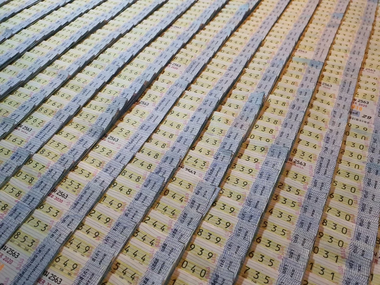 แตก 102 ล้าน! หวยเป๋าตัง พบถูกรางวัลที่ 1 จำนวน 17 ใบ