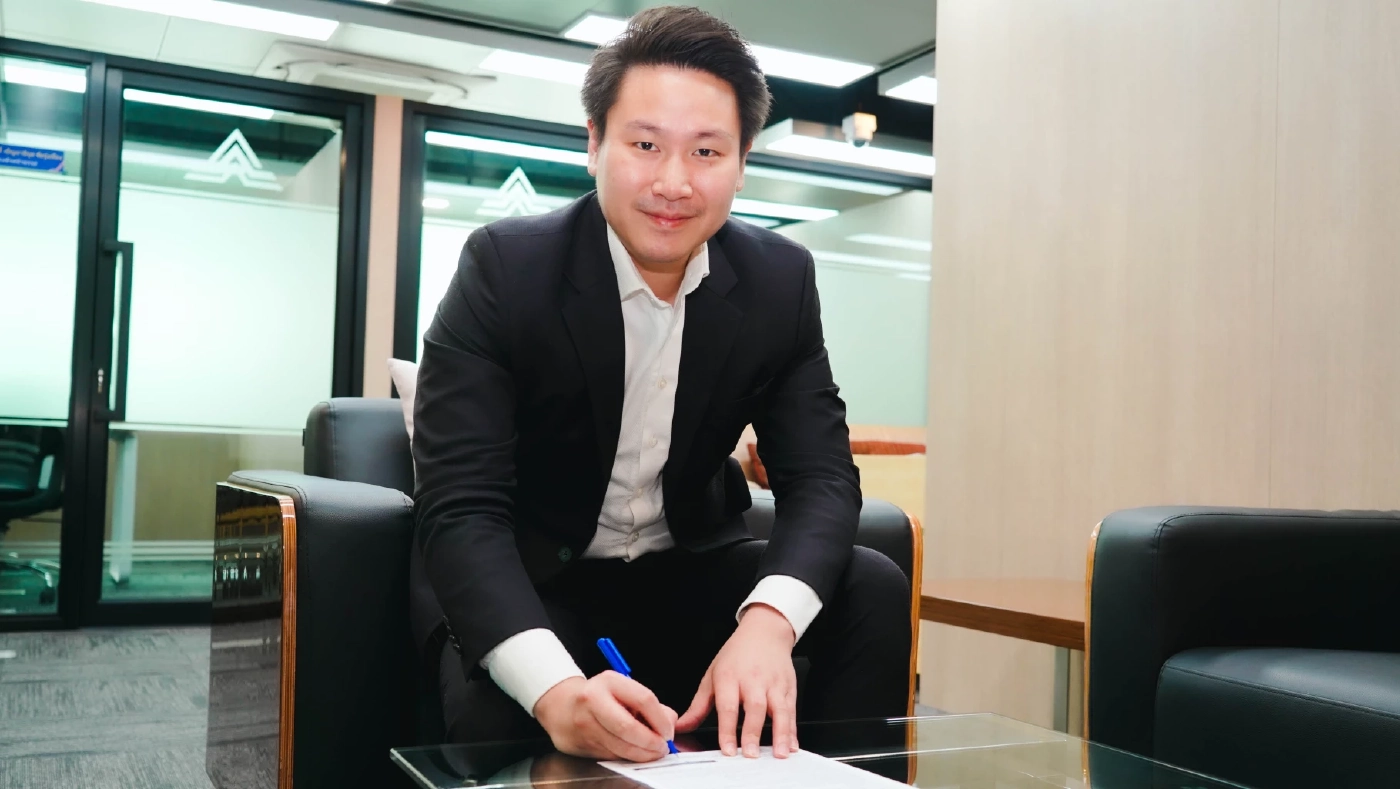 “เขตรัฐ” ยื่นใบสมัครรวมไทยสร้างชาติเข้าร่วมทีม “ลุงตู่-พี่ขิง”