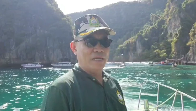 นายฑีฆาวุฒิ ศรีบุรินทร์ หัวหน้าอุทยานแห่งชาติหาดนพรัตน์ธารา-หมู่เกาะพีพี