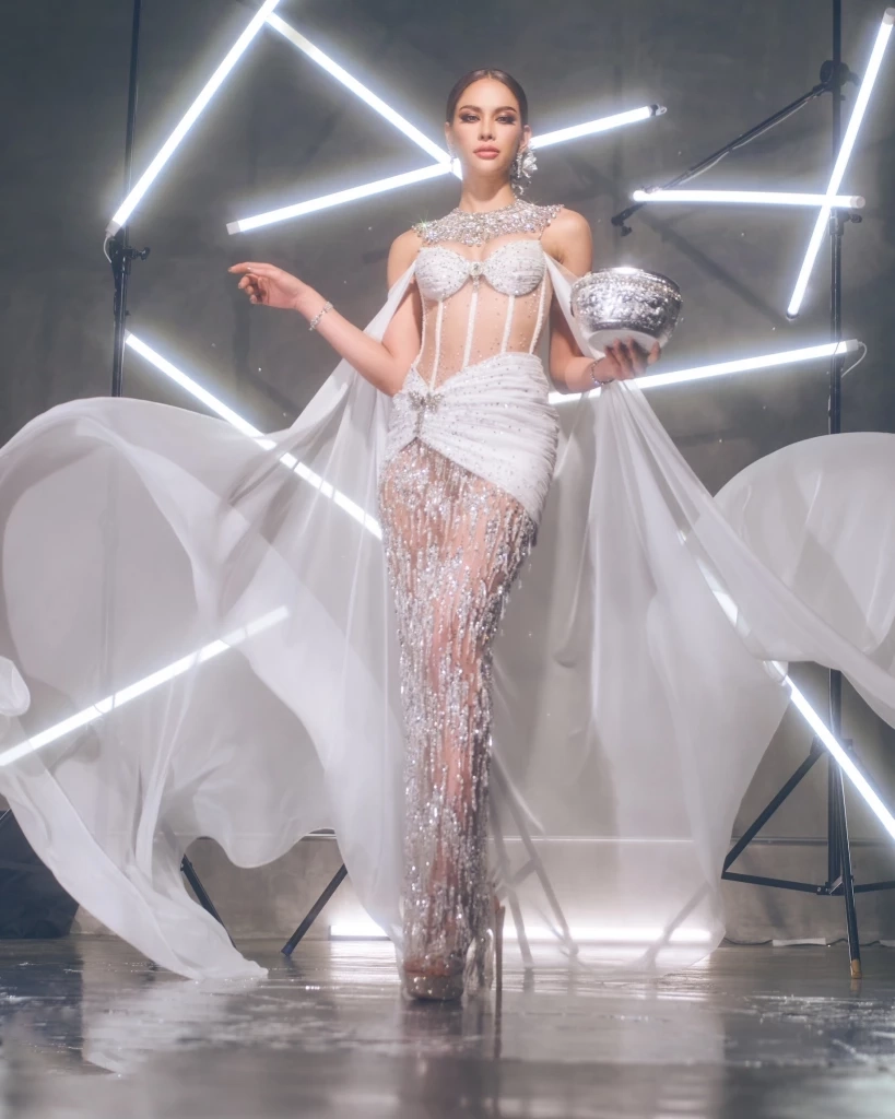 เปิดตัวชุดประจำชาติ สงกรานต์เทวี  "แอนนาเสือ" เตรียมใส่สู้ศึกบนเวที MU2022