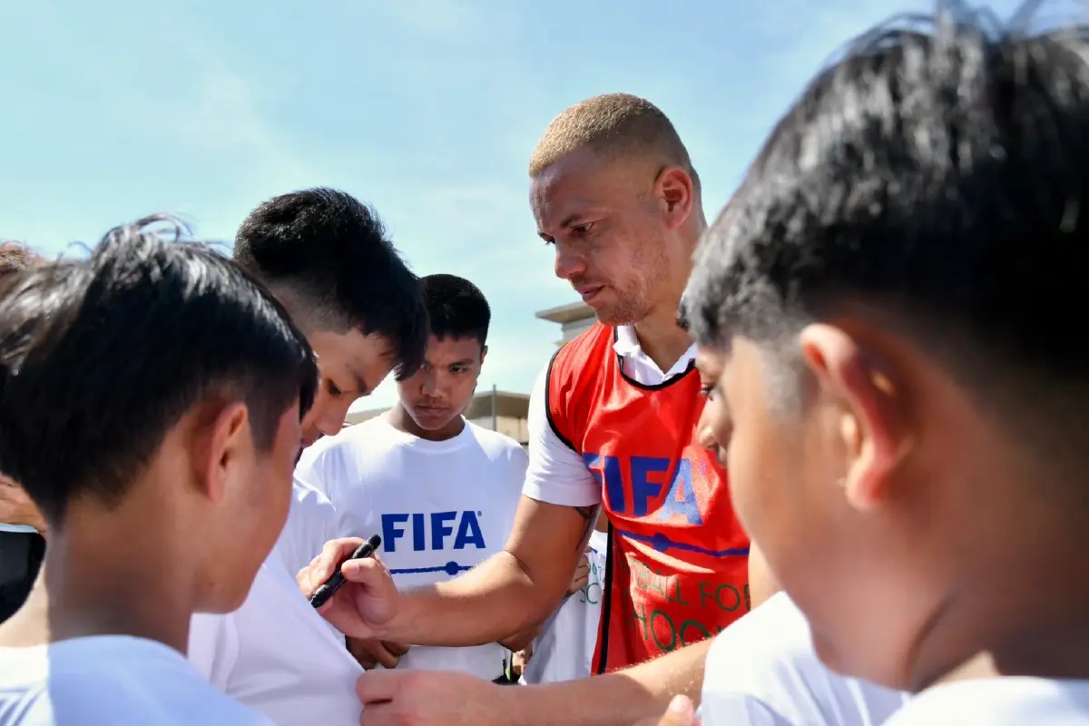 "เวส บราวน์" ร่วมถ่ายทอดประสบการณ์ลูกหนังให้เด็กไทย
