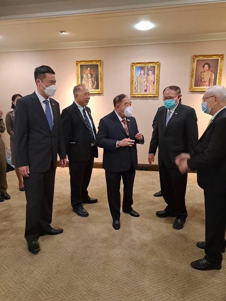 บิ๊กเจอบิ๊ก!! ทุนจีน 90 ทุน รับโอวาท “บิ๊กป้อม” ขอเพิ่มให้ขรก. ตร.