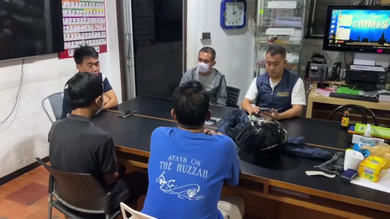 ทนเจ้าหน้าที่กดดันไม่ไหว มอบตัวแล้ว มือยิง ยูทูบเบอร์ช่างกล (เสื้อดำ)