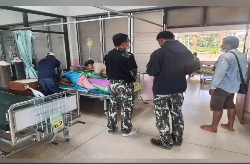ระทึก ช้างป่าภูหลวงทำร้ายพระเจ็บ โชคดีเด็กวัดเอาหินป่าไล่เลยรอดชีวิต