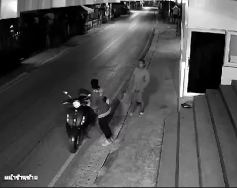 ตร.ลำปาง รวบโจรโรคจิต ขโมย จยย. ขี่ไล่ปล้ำผู้หญิงหลายท้องที่ (มีคลิป)