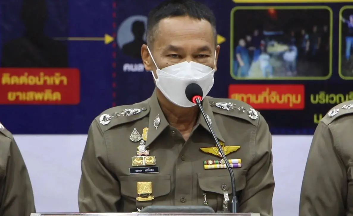 ตร.ภาค 4 รวบ 2 ผู้ต้องหา พร้อมยาบ้าเกือบล้านเม็ด เตรียมนำส่งนายทุนใหญ่ในขอนแก่น