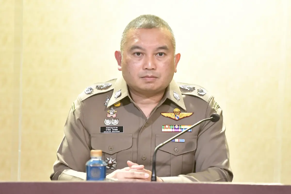 พล.ต.ต.อาชยน ไกรทอง โฆษกสำนักงานตำรวจแห่งชาติ​
