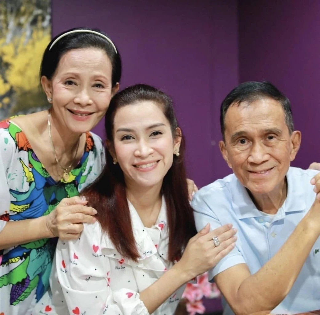 ครอบครัวศิระฉายา