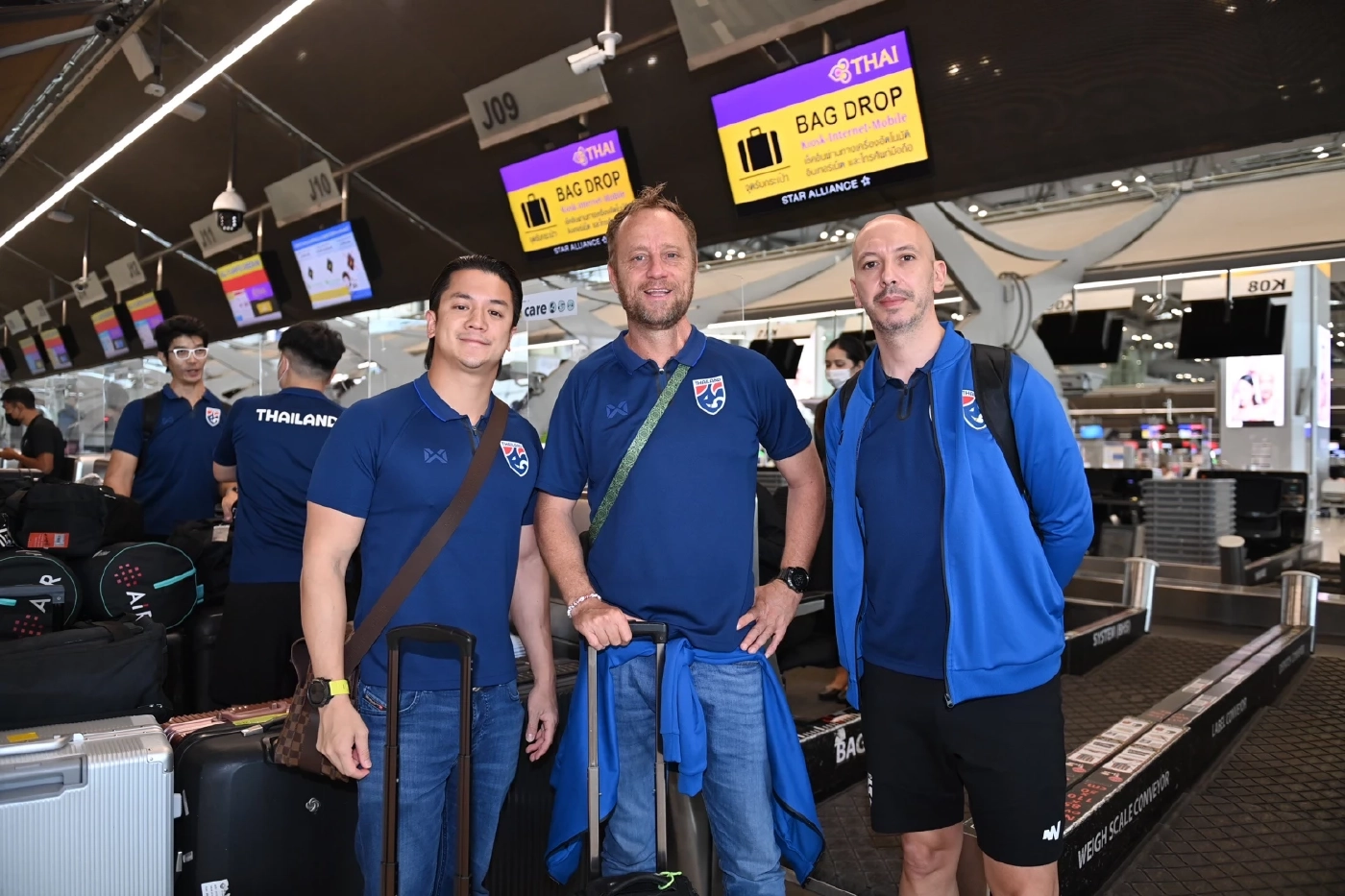 "ทีมชาติไทย" ออกเดินทางไปมาเลเซีย "มาโน่" ไม่สนสถิติอาถรรพ์