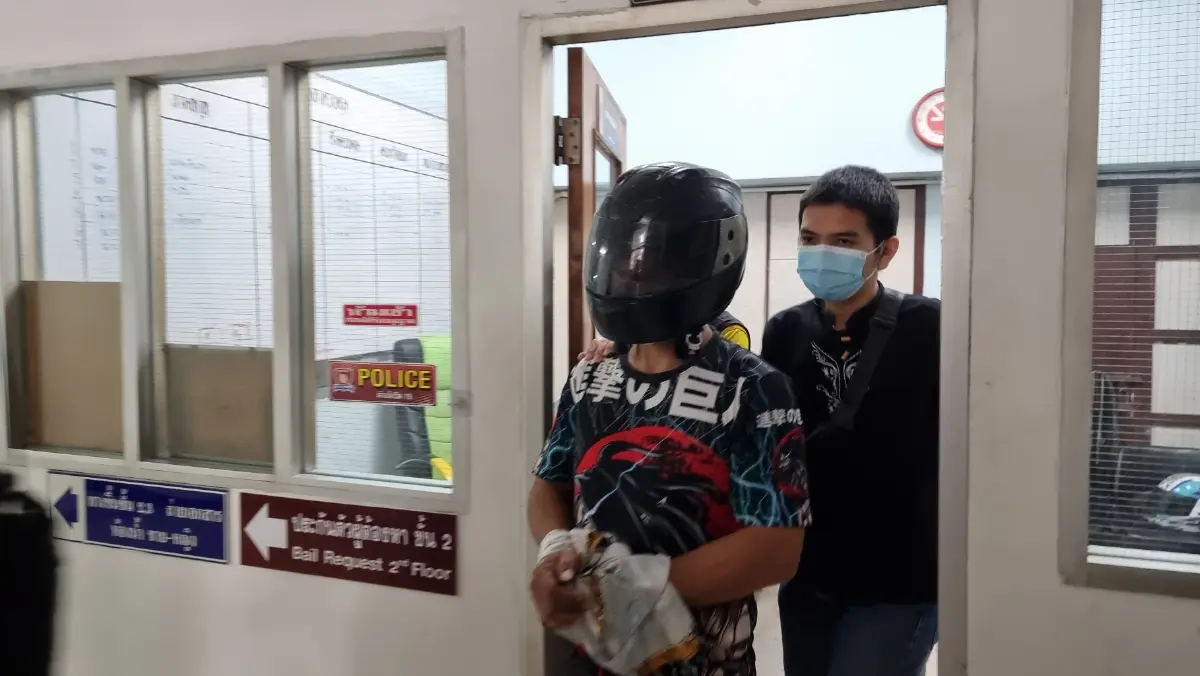 ตร.บางบัวทอง จับกุมมือแทงพี่ 20 แผล
