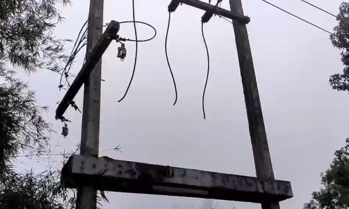 เล่นของใหญ่! โจรขโมยหม้อแปลงไฟฟ้า 24,000 โวลต์ ตัดสายไฟ-ตะกั่ว ไปขาย