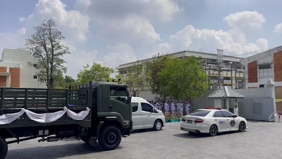 ฐานทัพเรือกรุงเทพ เตรียมพร้อมเคลื่นร่าง "ต้นเรือพลับ" ประกอบพิธีพระราชทานน้ำหลวงอาบศพ