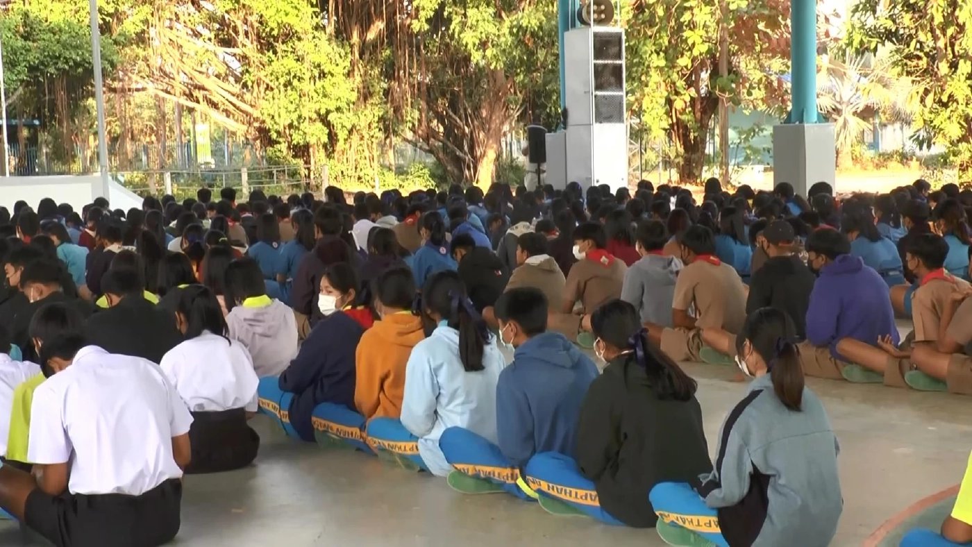 นักเรียน จ.อุทัยธานีกังวลต้องตัดผมสั้น หลังศธ.ยกเลิกระเบียบทรงผม