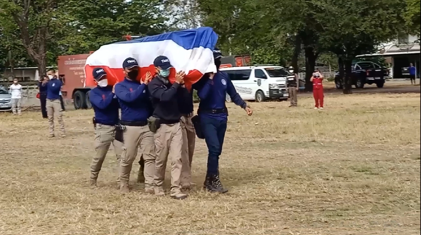 นำร่างทหารเหยียบกับระเบิดชายแดนไทย-กัมพูชา กลับอุตรดิตถ์บ้านเกิด