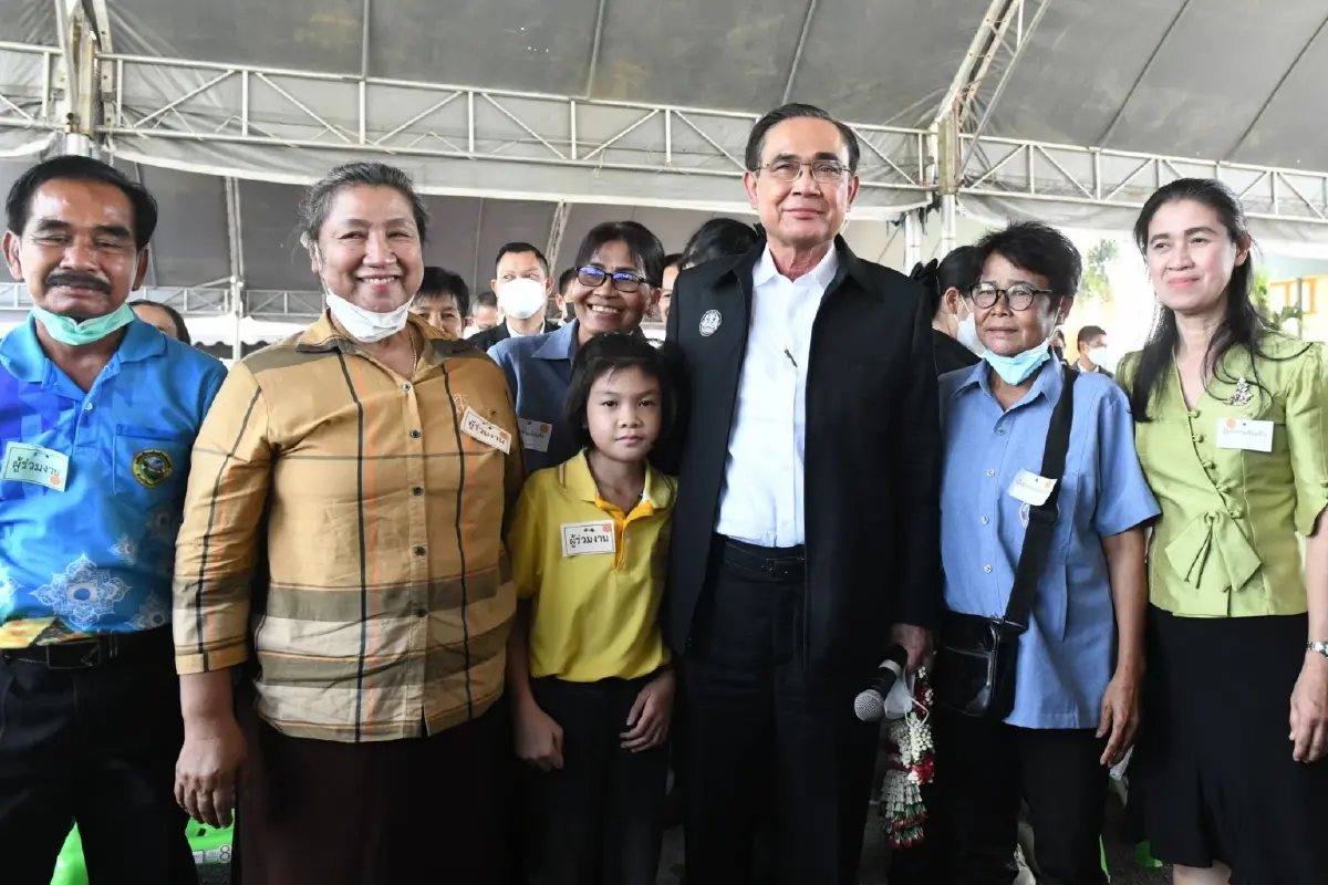"นายกฯ" ลั่น พร้อมช่วยชาวพิจิตร ให้อยู่ดีกินดี-ลดเหลื่อมล้ำทางสังคม