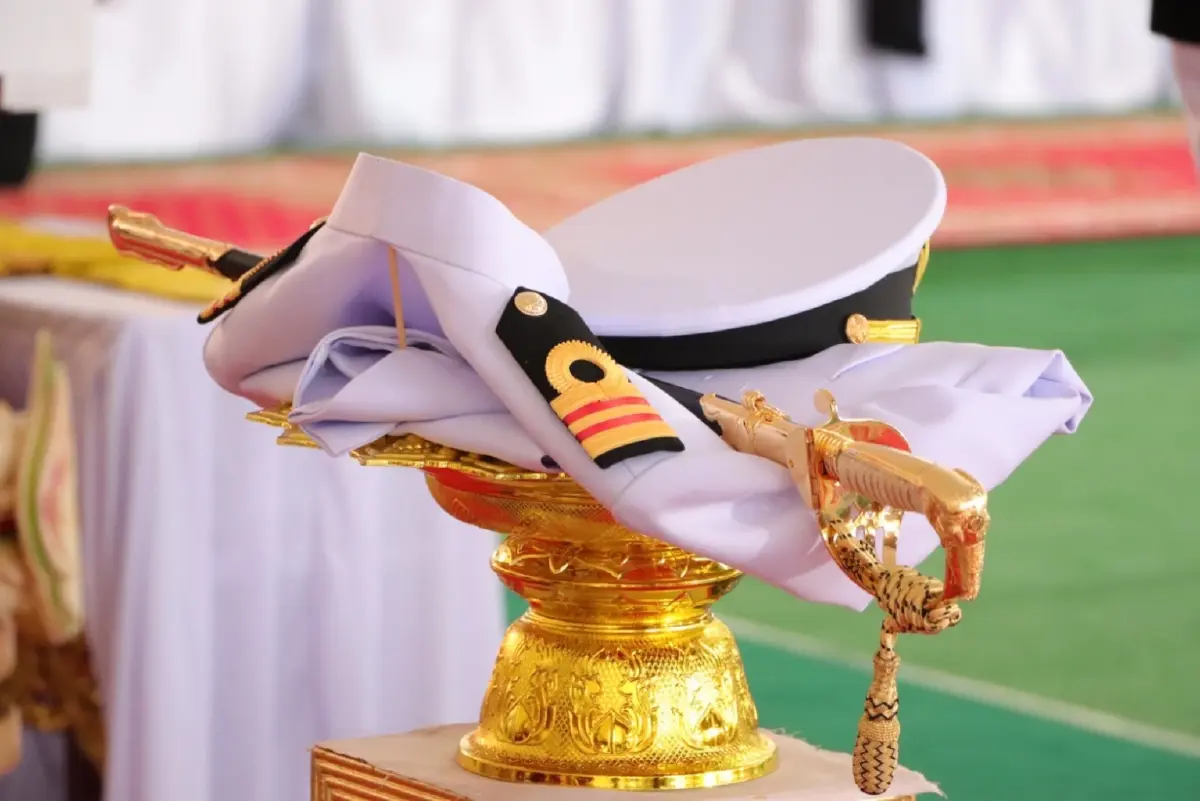 พระราชเพลิงศพ "หมอแชมป์" ฮีโร่ "ร.ล.สุโขทัย" อย่างสมเกียรติ