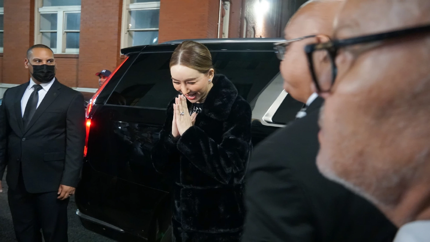 คิวแน่น! “แอน จักรพงษ์” ลุยเดินสายภารกิจจักรวาล เซอร์ไพรส์นางงามผู้ประกวด