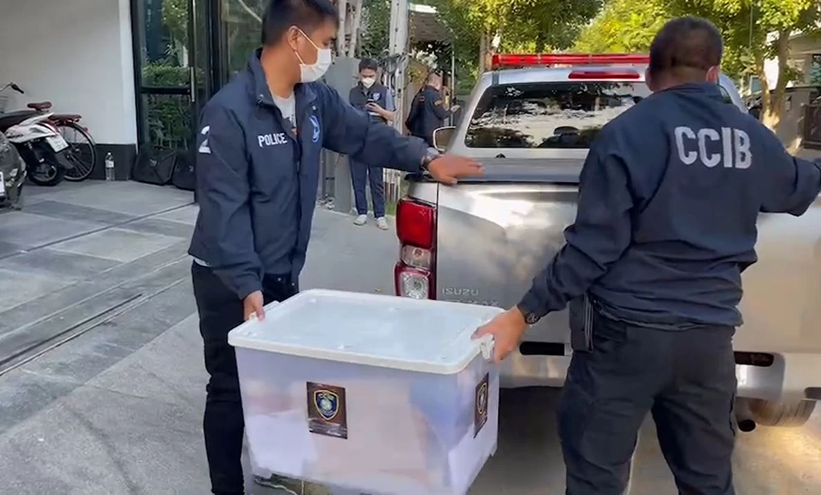 ตร.ไซเบอร์ บุกค้นรัง "เม พรีมายา" หลังโดนหมายจับ พ.ร.บ.คอมฯ หลอกเหยื่อลงทุน