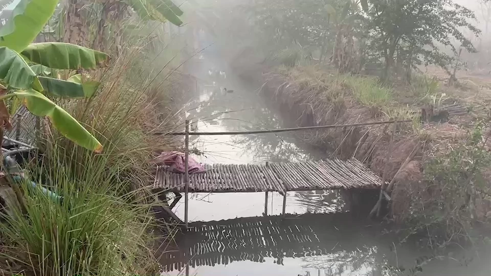 ประกาศขายอากาศชั่วโมงละพันต่อคน แถมฟรีอาหาร ที่กางเต็นท์