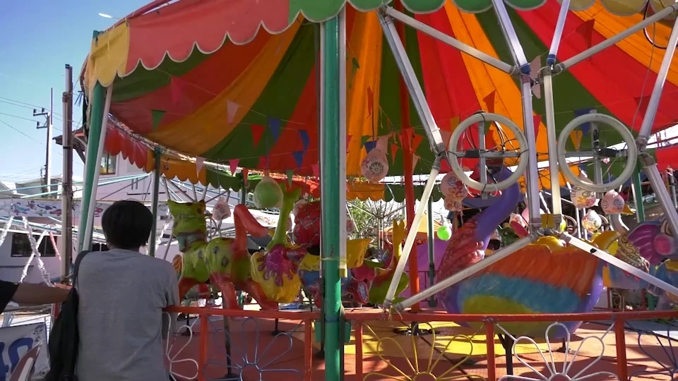 เครื่องเล่นต่างๆในงานกาชาด เงียบเหงาหลังเกิดเหตุ