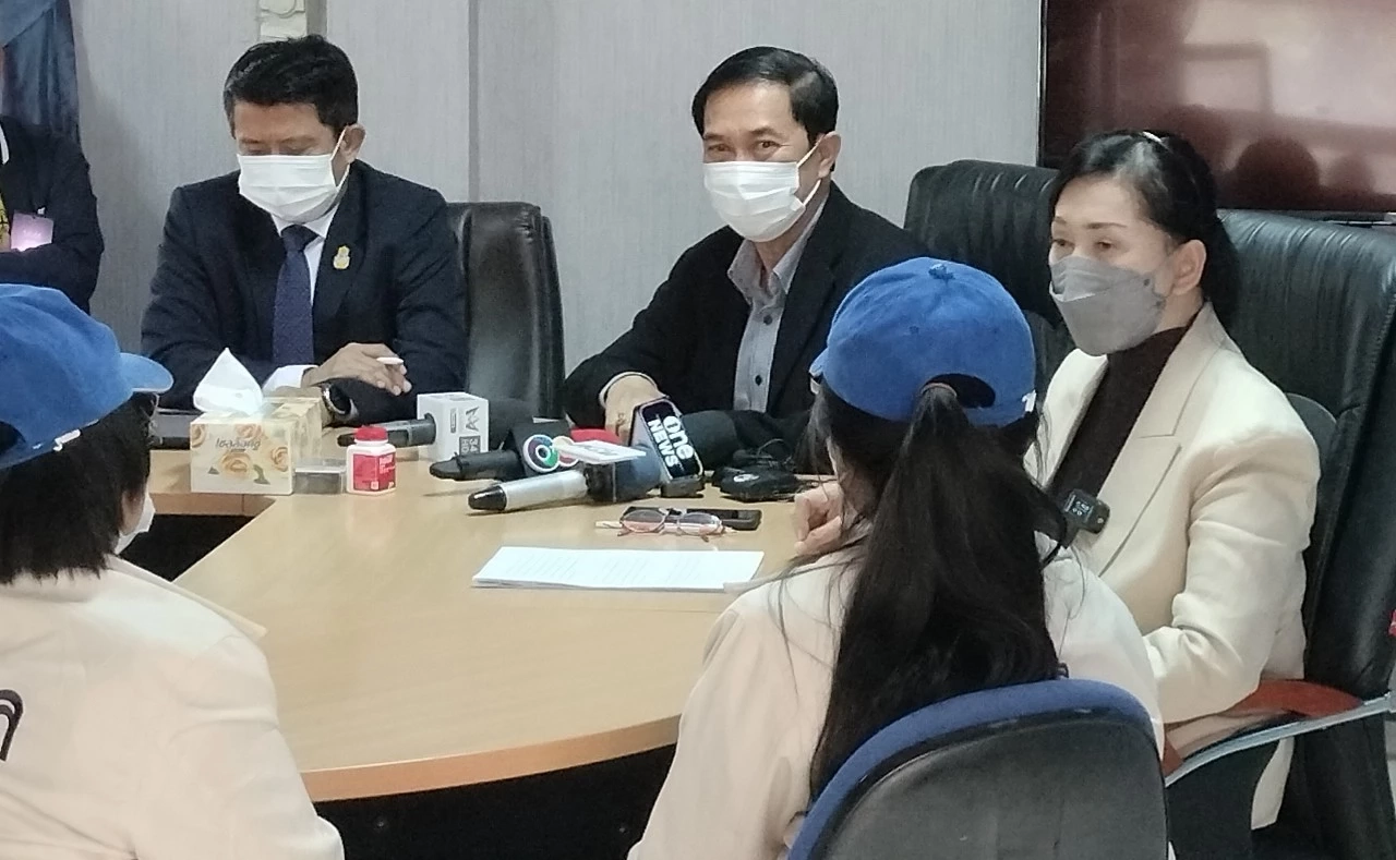 หดหู่! แม่ 2 ราย ร้อง "ปวีณา" ลูกสาวอายุ 7 และ 4 ขวบ ถูกล่วงละเมิดทางเพศภายใน รร.