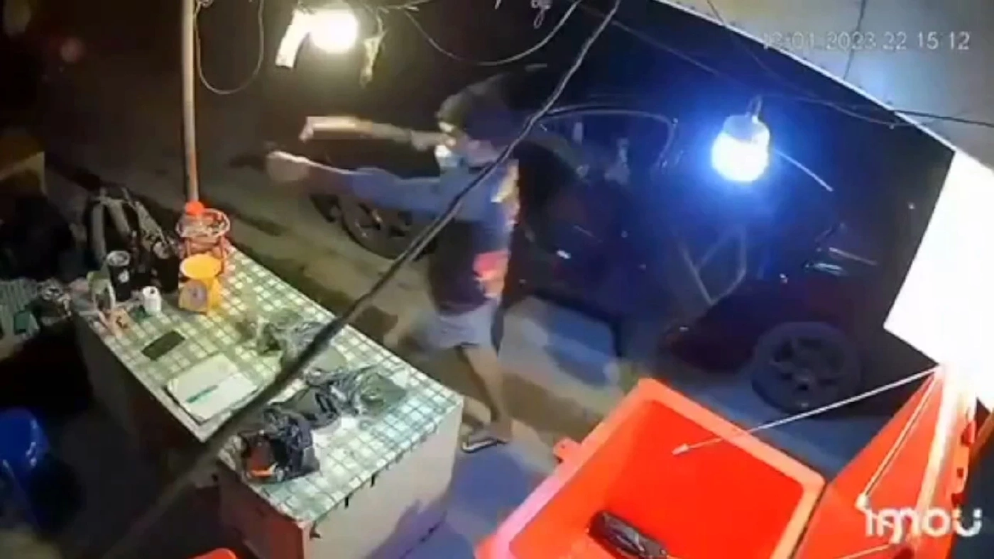 จับแก๊งเจ้าถิ่นยกพวกรุมทำร้ายพ่อค้า “ใบกระท่อม” ชนวนเหตุล้างแค้น