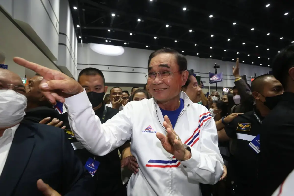 “ประยุทธ์-พีระพันธุ์” รุกหนัก! นำทีม “รวมไทยสร้างชาติ” ลุยเยาวราชพรุ่งนี้