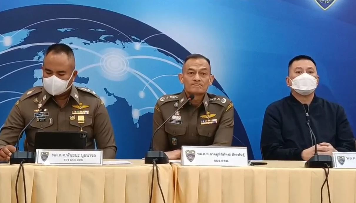 วีซ่า นร.ทุนจีนสีเทา พ่นพิษ! ผบช.สตม. เผย เตรียมย้าย ตร. เอื้อประโยชน์ เข้ากรุ